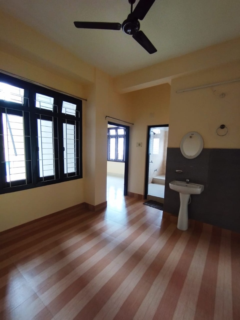 Unfurnished 2bhk in Laxmi Nath Bezbaruah Path, Hatigaon, Guwahati, Assam, India for Rent